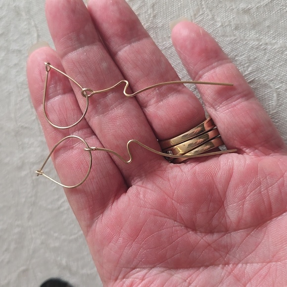 HOST PICK. Vintage.  3 Pairs of Earrings - Picture 9 of 9